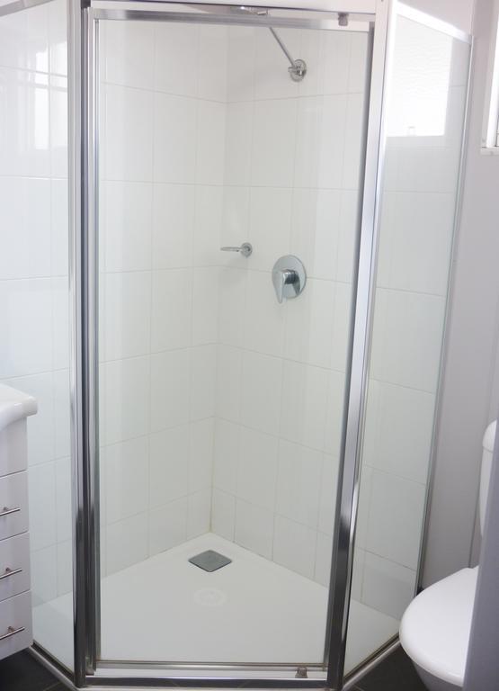 Roma Big Rig Tourist Park Hotel Bagian luar foto